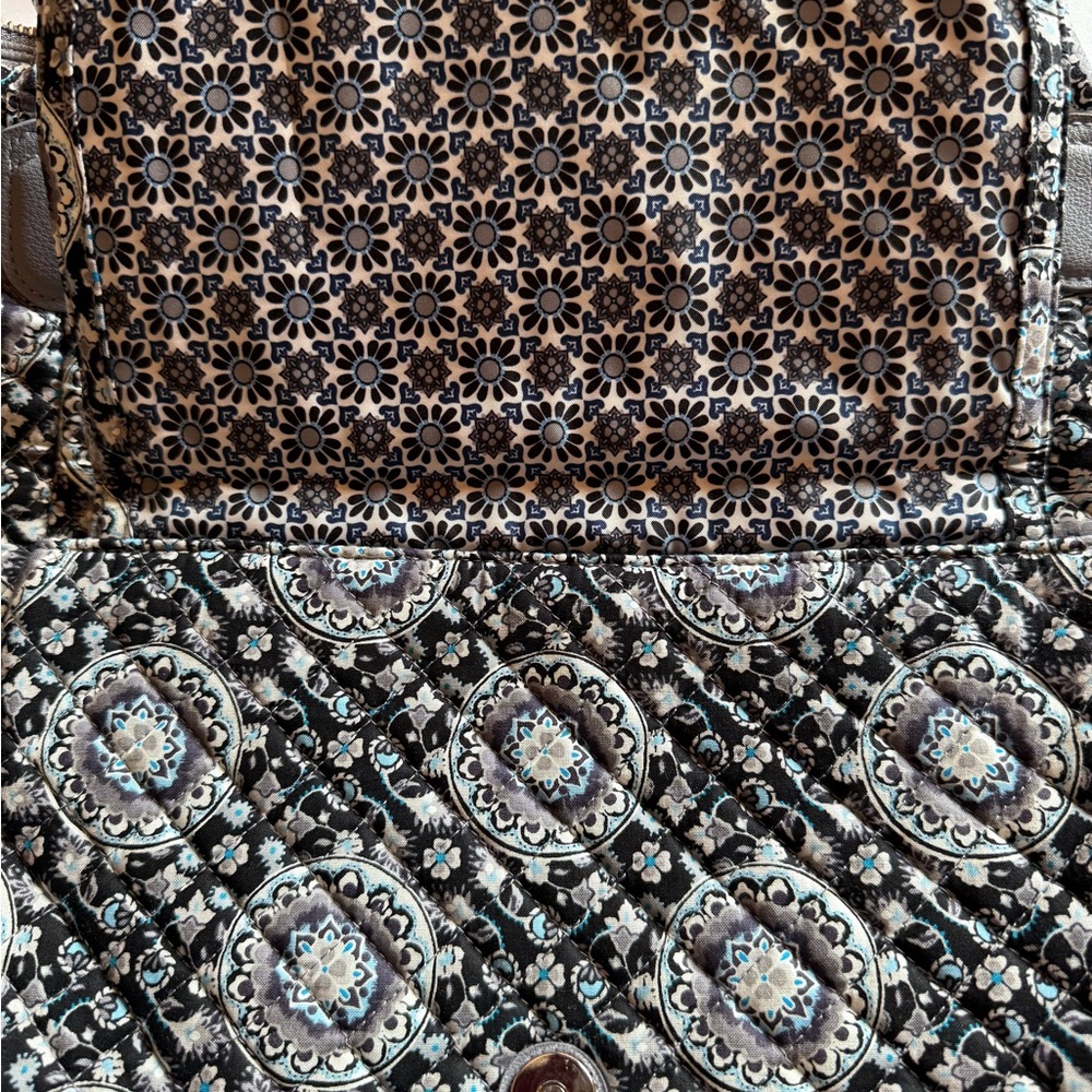 Vera Bradley Large Quilted Medallion Print Fabric Tote - Picture 2 of 6